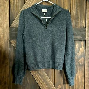 Universal threads sweater